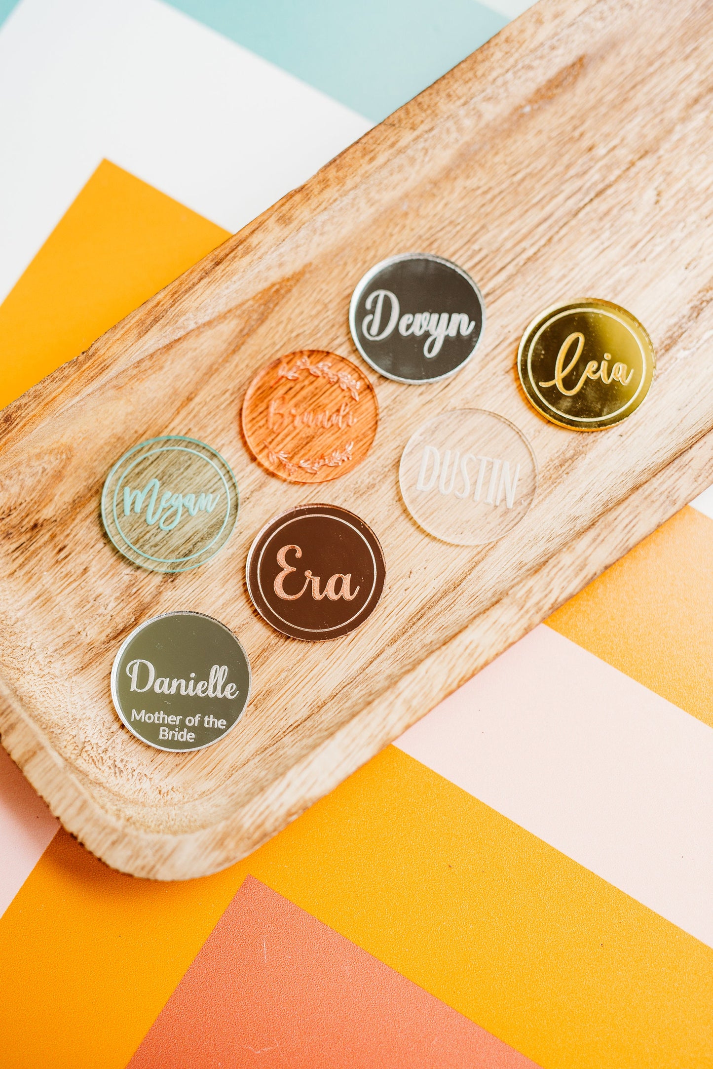 Round Acrylic Place Cards