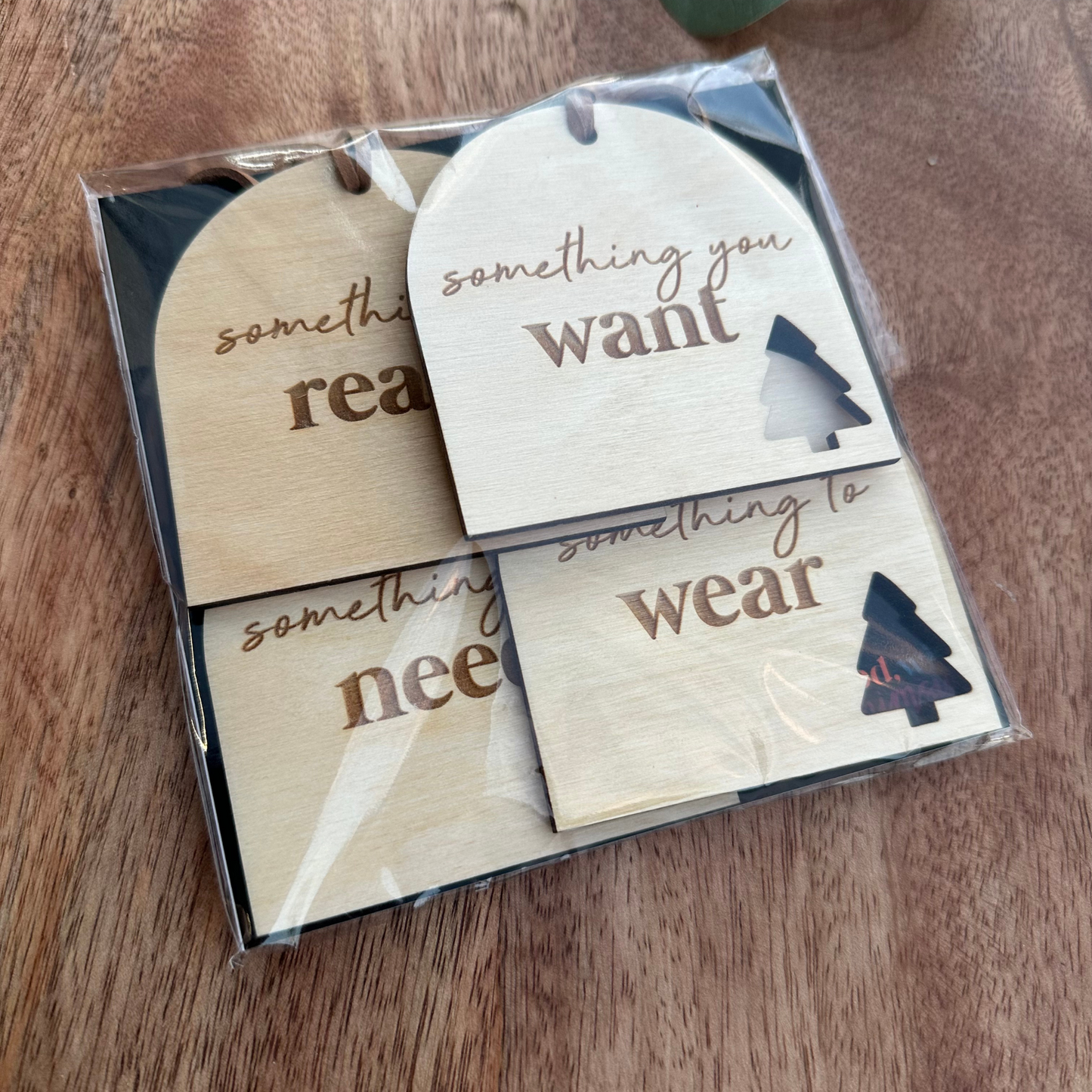 Holiday Gift Tags Set – “Want, Need, Read, Wear” Tradition