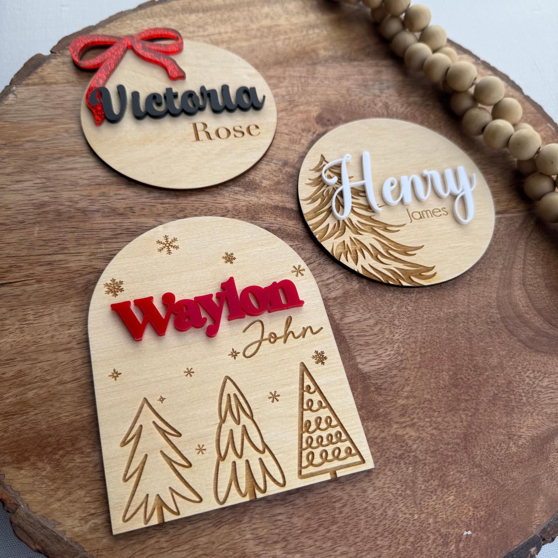 Festive Winter Baby Name Sign: Christmas Announcement Plaque for Newborn Hospital Photos & Welcome