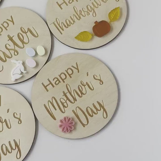 Wood Holiday Milestone Cards: Baby Photo Props, Expecting Mom Gift