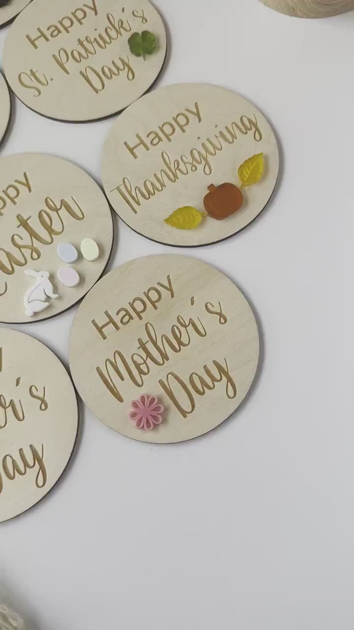 Wood Holiday Milestone Cards: Baby Photo Props, Expecting Mom Gift
